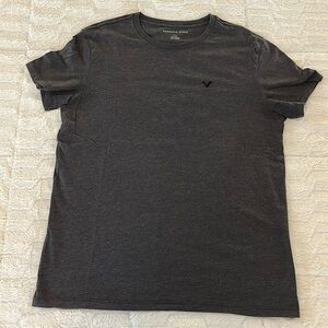 American eagle size large charcoal gray Tshirt
